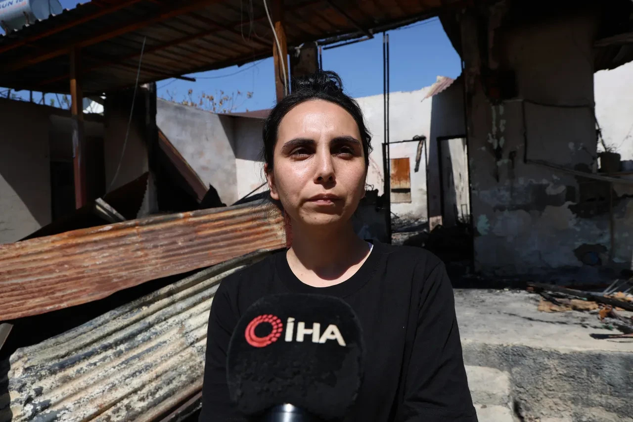 Çıkan yangında 37 yıllık emekleri kül oldu, tek tesellileri çocukları oldu!