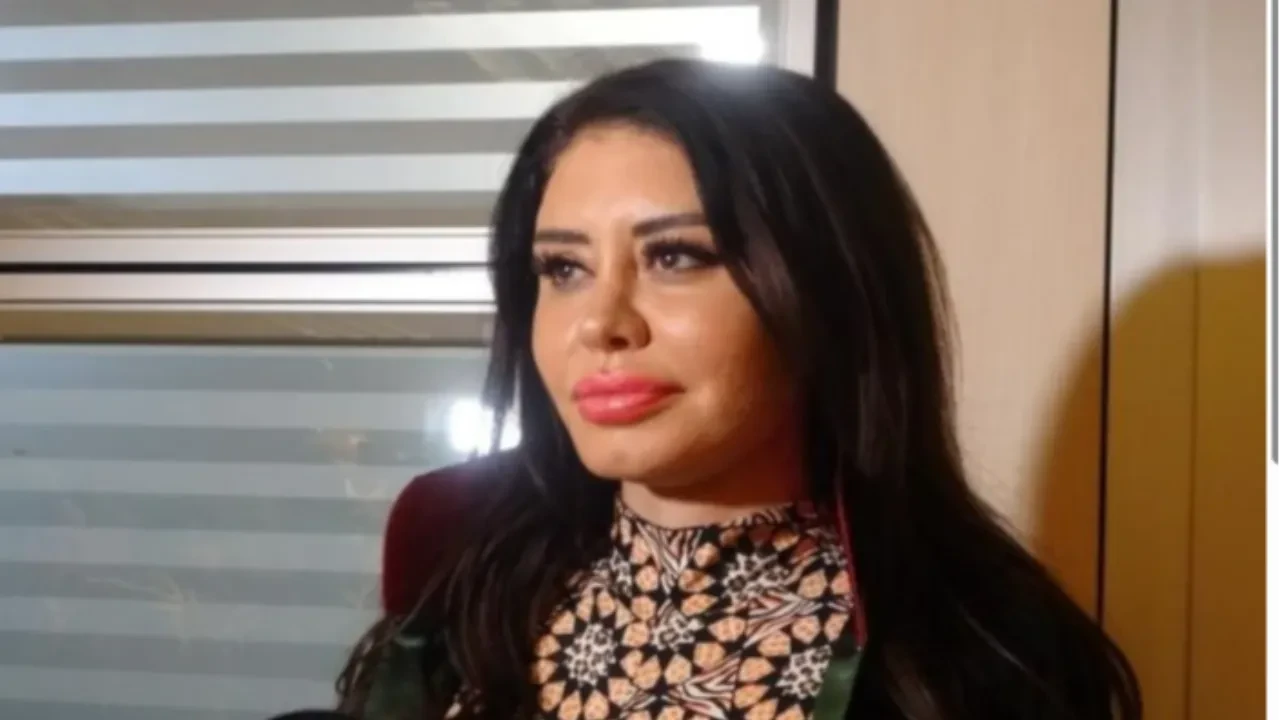 Ebru Polat: Güvenlik görevlileri 18 yaşından küçük olduğumu sanıp kimlik istedi