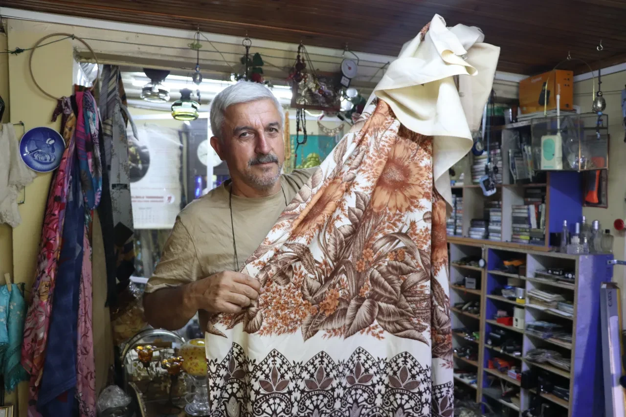 Fırsatçılar piyasa dengelerini altüst etti! 100 liralık ürün 1000 liraya müşteri bulabiliyor