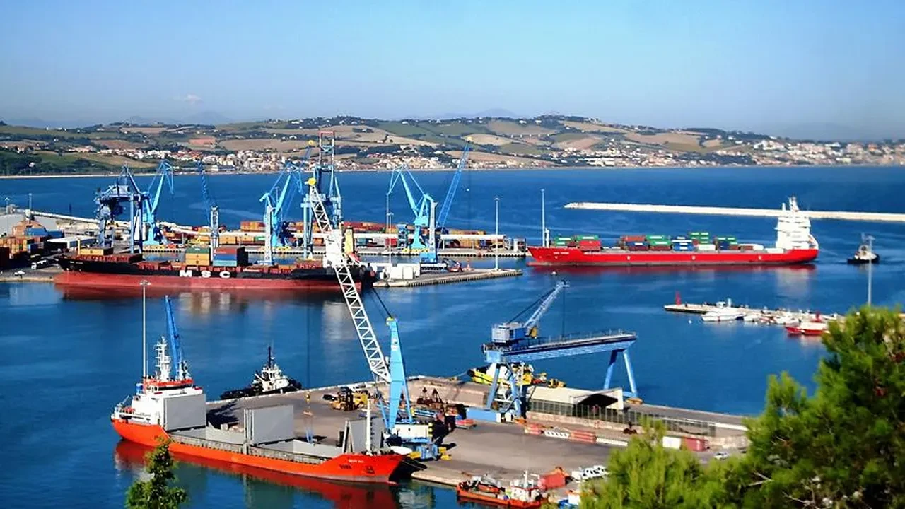 İsrail'in ölüm sevkiyatını İtalyan işçiler bozdu! Belediye Başkanı korkunç detayı açıkladı