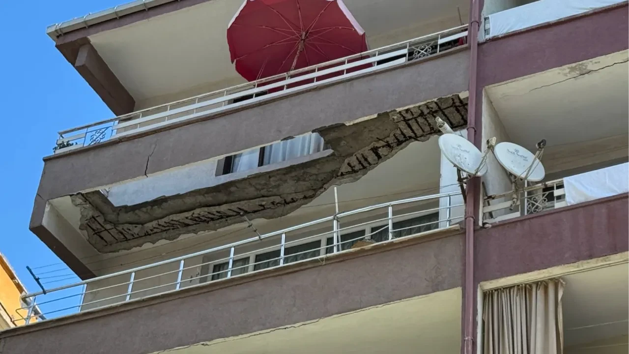 Mahalleli panikle uyandı: Bina sakinleri dehşete düştü
