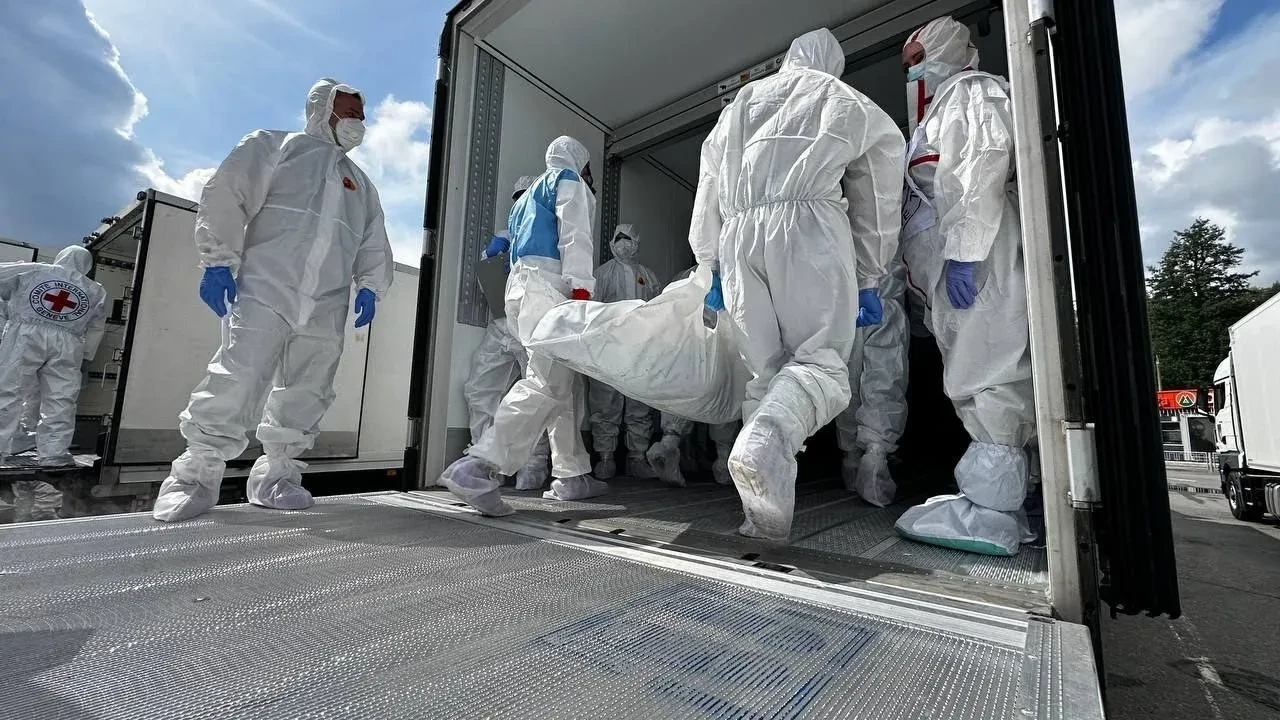 Rusya ve Ukrayna arasında dev takas: Bin 24 cenaze teslim alındı