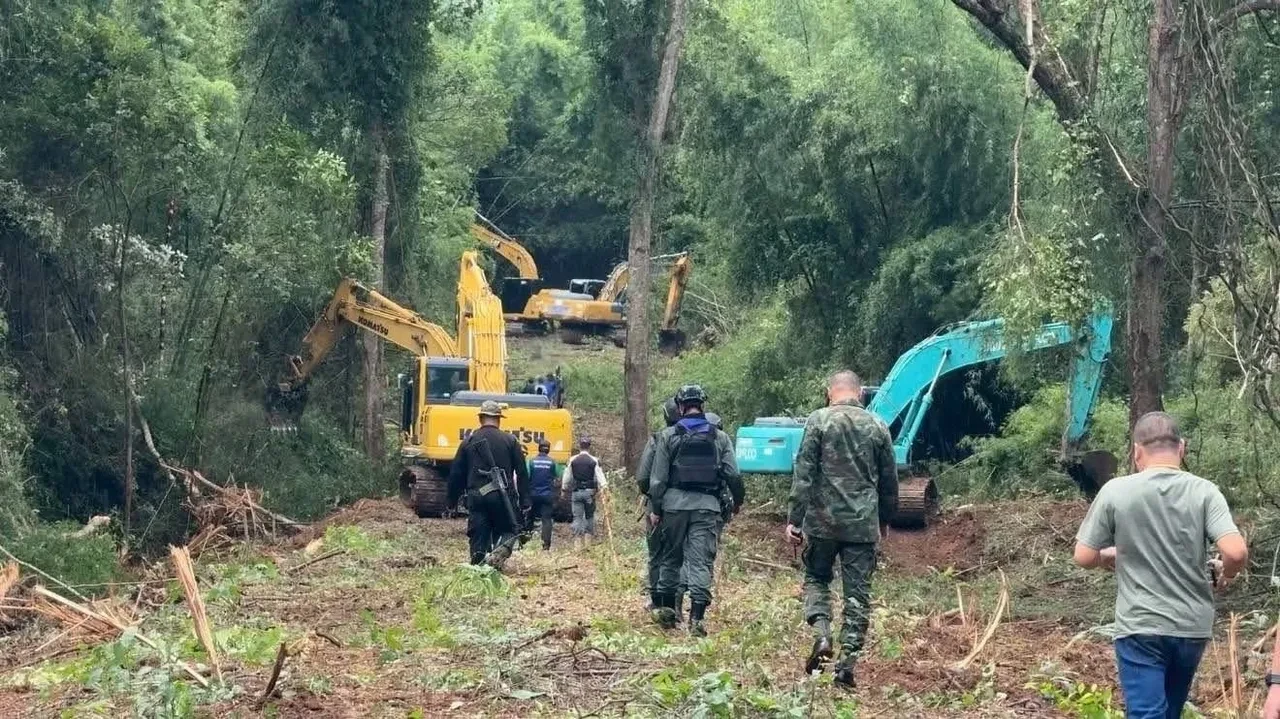 Tayland-Kamboçya sınırında tansiyon yeniden yükseldi! Taş ve sapanlar havada uçuştu: Çok sayıda yaralı var
