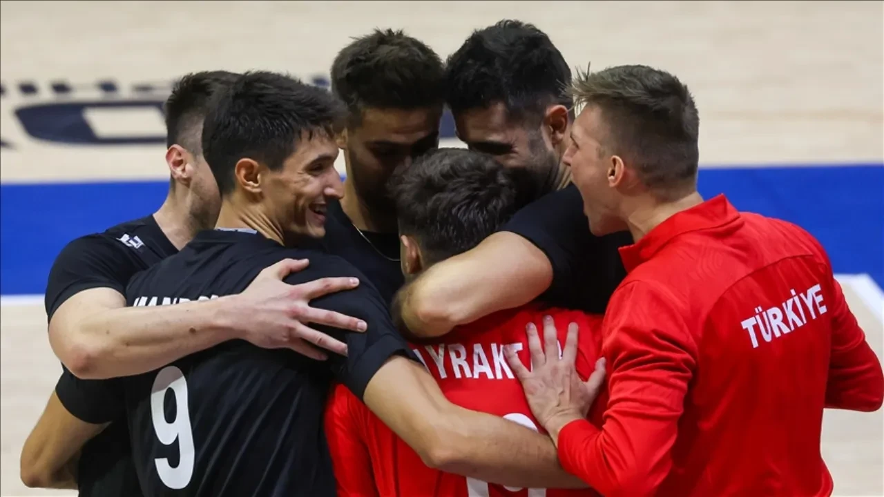 Türkiye Hollanda'yı yenerse kimle karşılaşacak? Filenin Efeleri çeyrek final rakibi ve maç tarihi