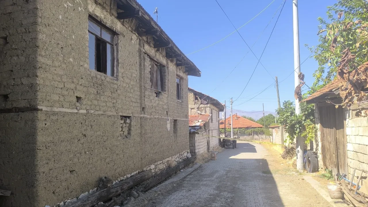 Yaşlı kadının şüpheli ölümü! Torun gözaltında: Kan donduran ihtimal 