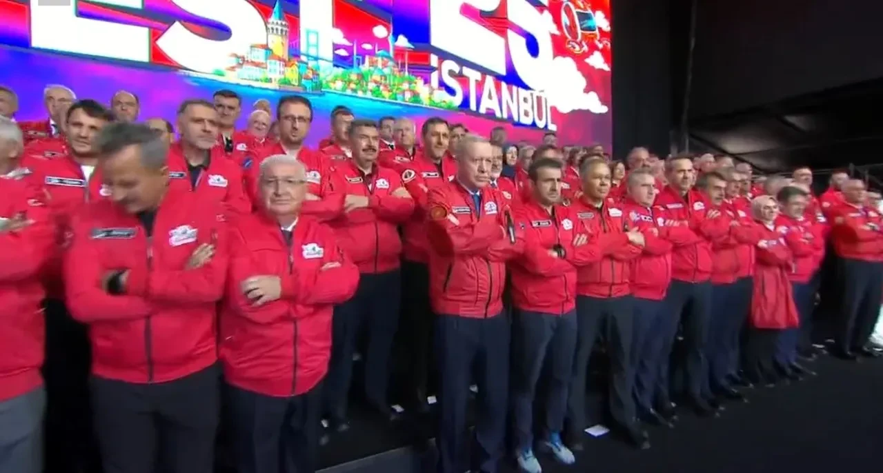 Erdoğan'dan TEKNOFEST'te Netanyahu'ya sert gönderme! 'Bizden çakıl taşı dahi alamaz'