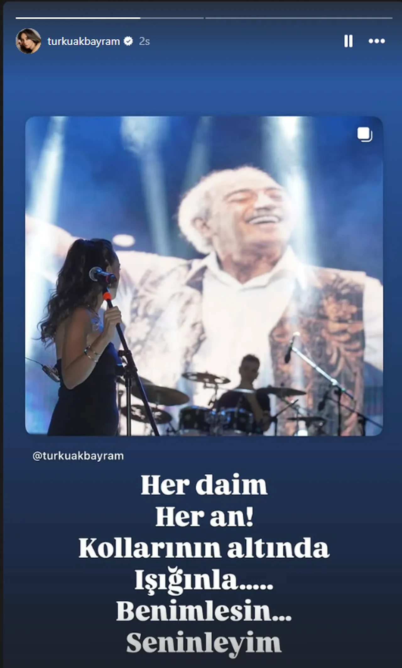 Edip Akbayram'ın kızı Türkü Akbayram'ın baba özlemi! 