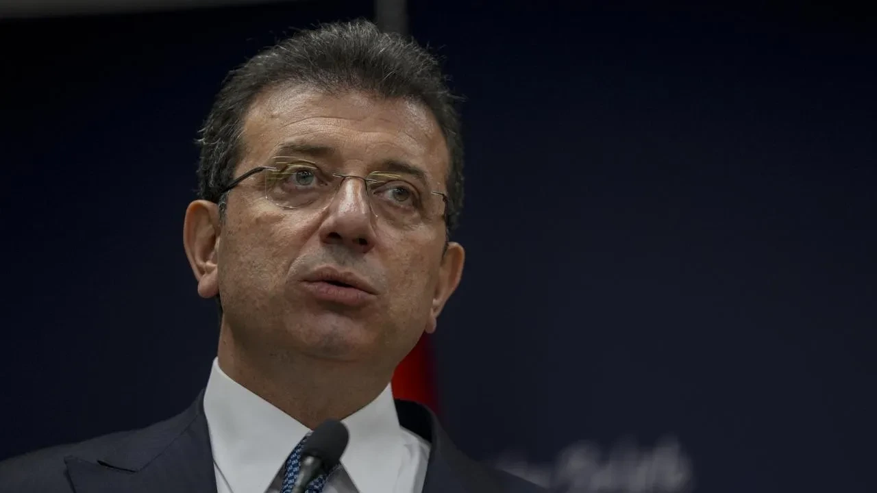 Ekrem İmamoğlu'na 2 yıl 7 ay 15 gün hapis cezası