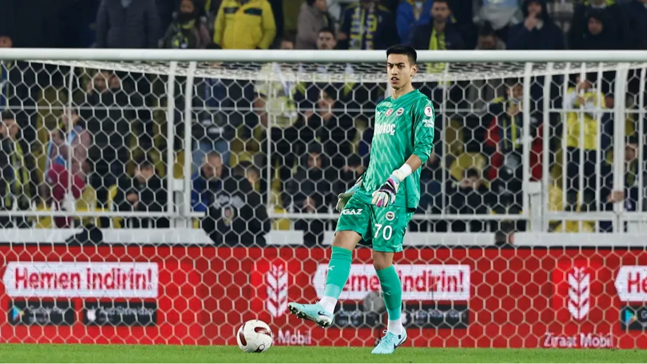 Fenerbahçe'de İrfan Can Eğribayat'tan özür paylaşımı!