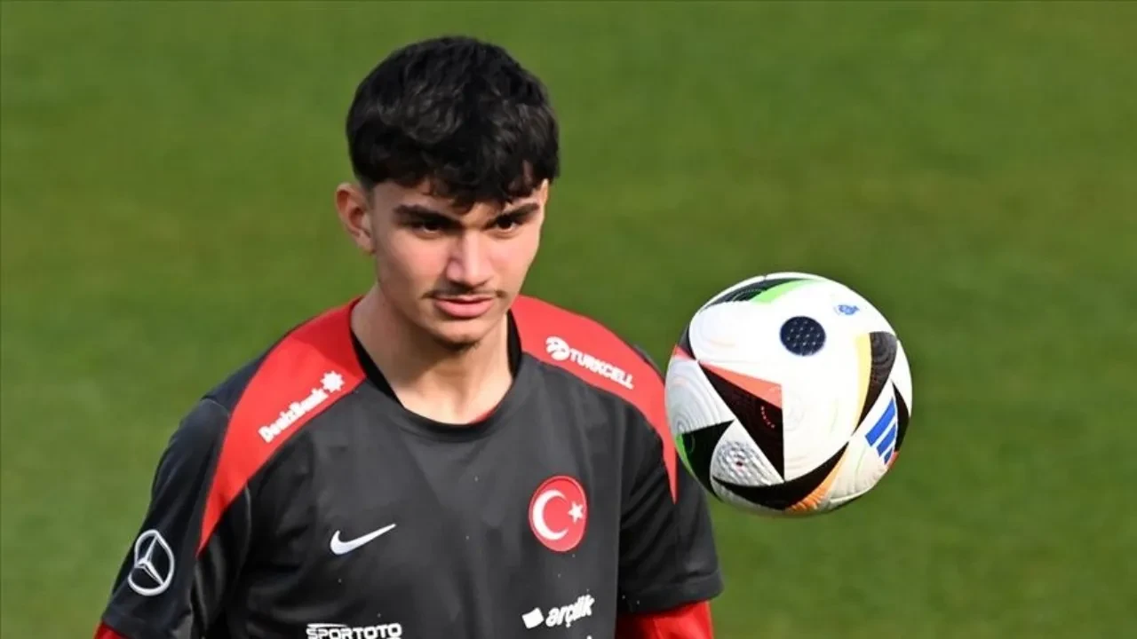 Frankfurt’ta oynayan Türk oyuncu kim? Can Uzun milli takımda oynadı mı?