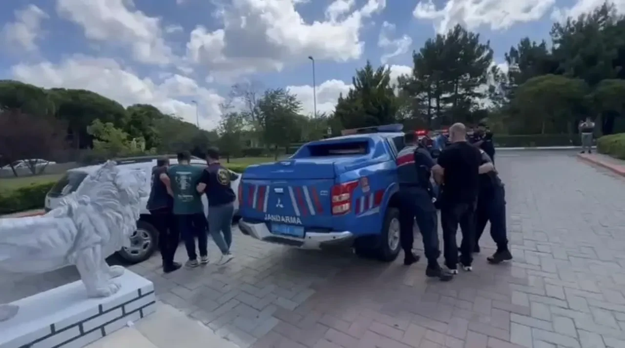 Haraç çetelerinin hedefine kasap girdi! Saldırıyı çocuklara yaptırdılar