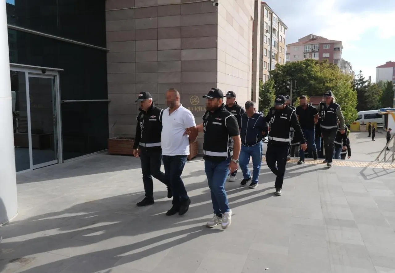 Hayvan ticareti diyerek zorla senet imzalattılar! Eskişehir tefecileri enselendi