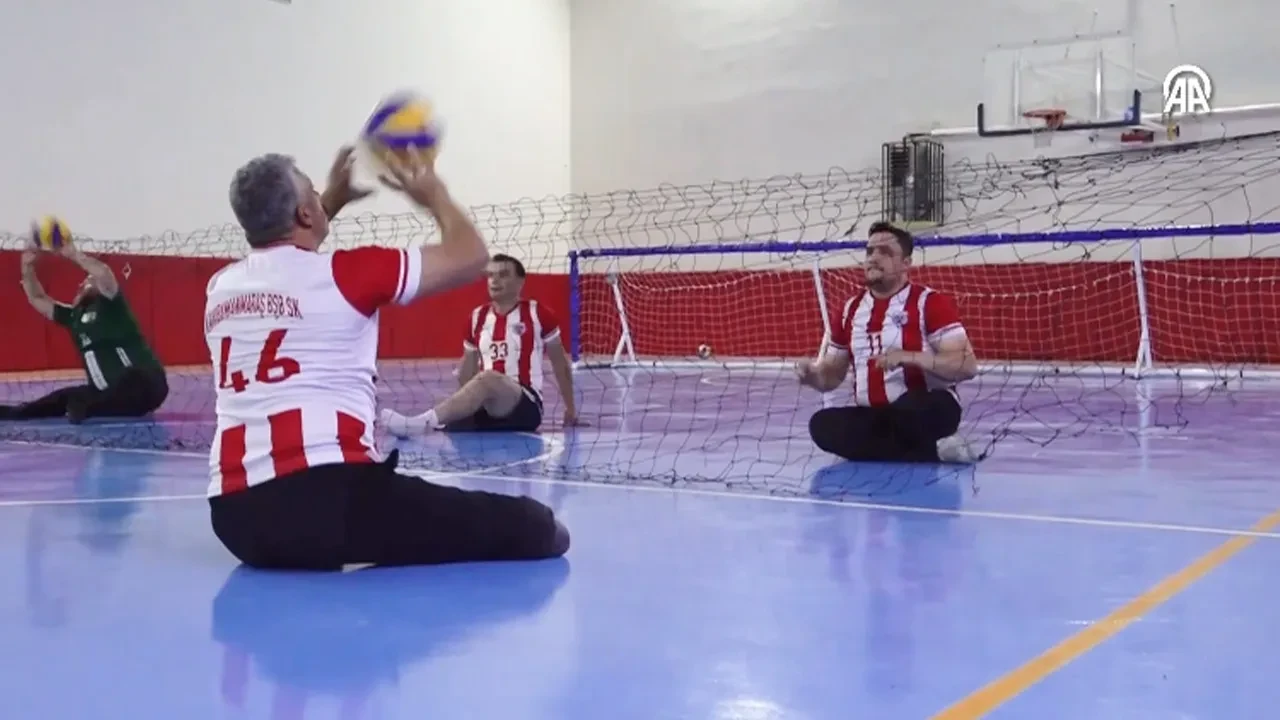 Kahramanmaraş depreminde bacağını kaybetti, voleybolla hayata tutundu
