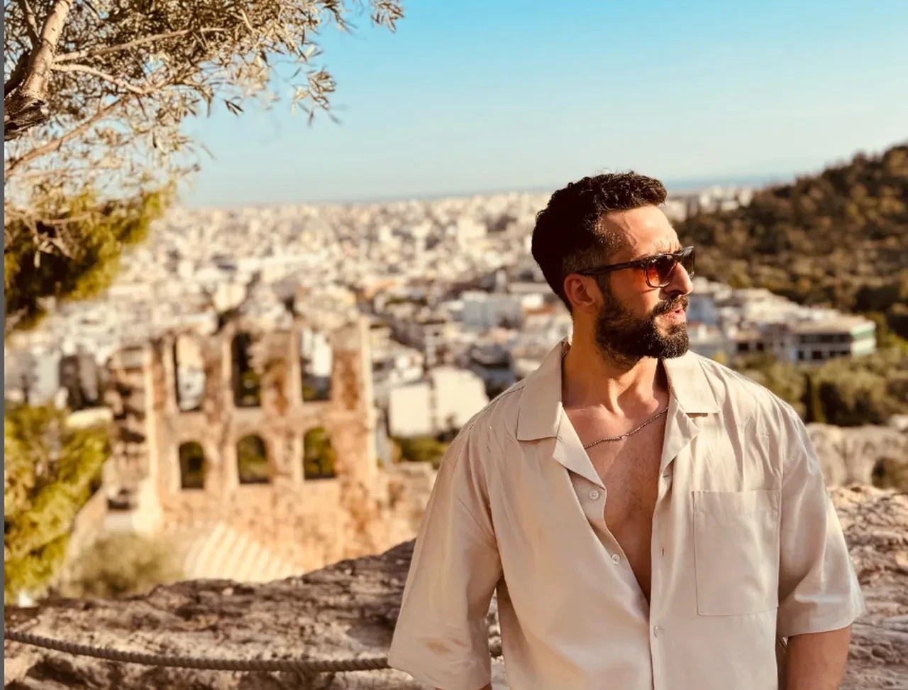 Oyuncu Emre Bulut sahte polis rozetiyle araç kaçırdı! Yakalanınca savunması 'pes' dedirtti 