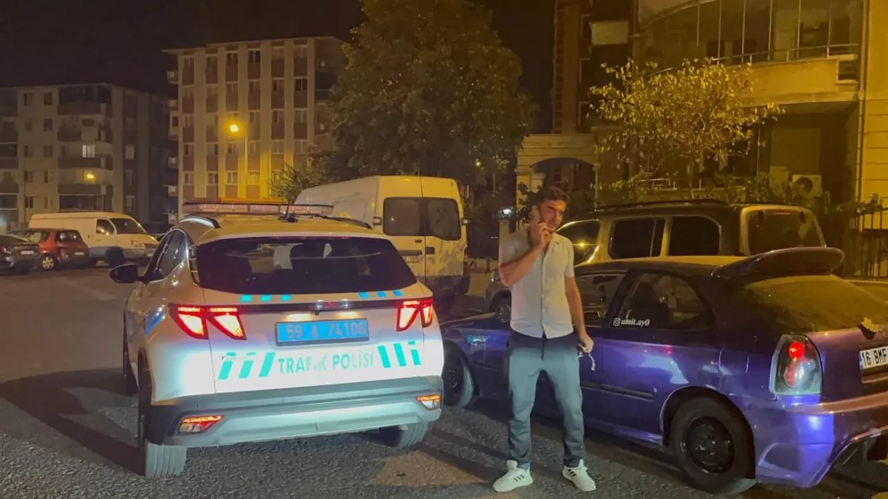 Alkollü yakalanan sürücüden ilginç hareket! Sözleri polisi bile güldürdü