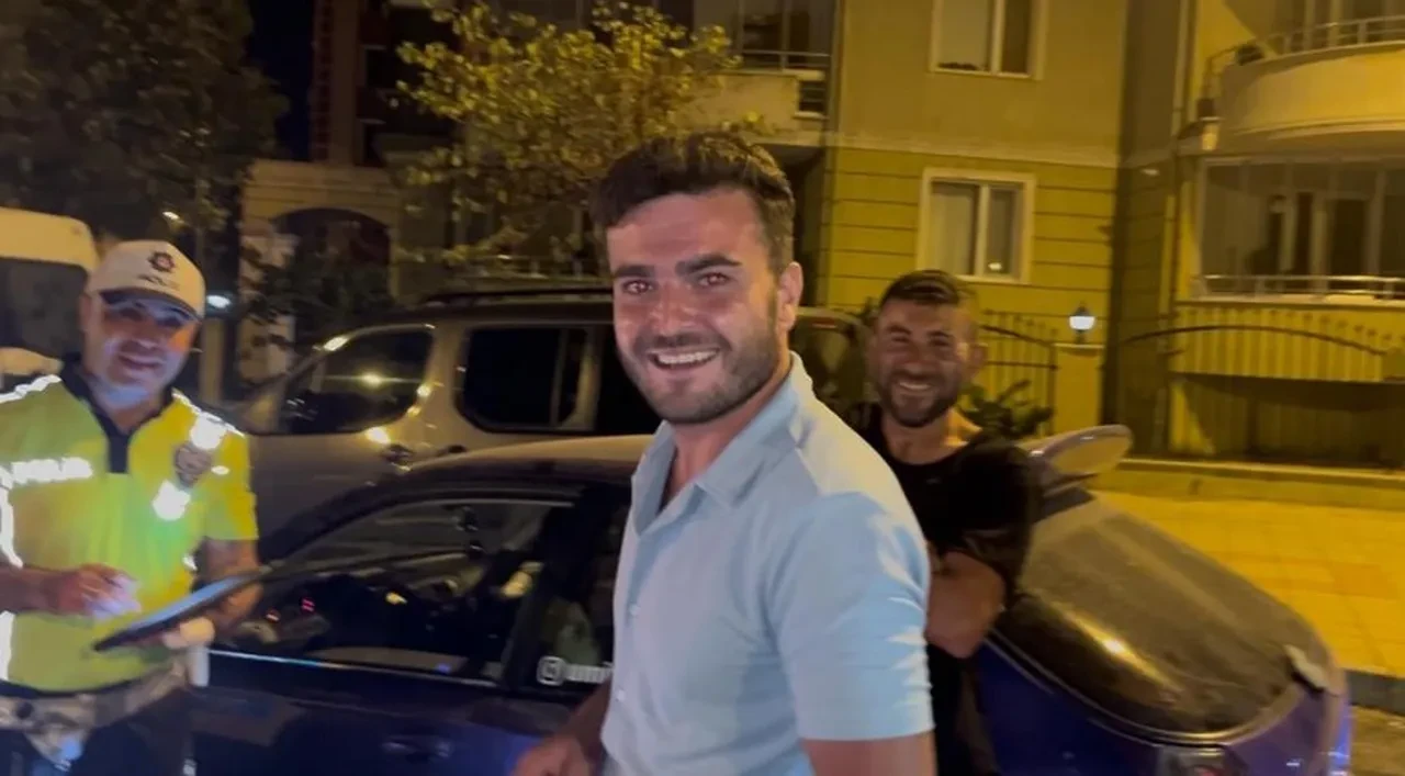Alkollü yakalanan sürücüden ilginç hareket! Sözleri polisi bile güldürdü