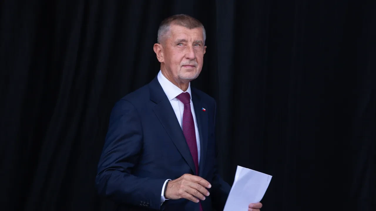 Çekya'da eski Başbakan Andrej Babis saldırıya uğradı! Hastaneye kaldırıldı