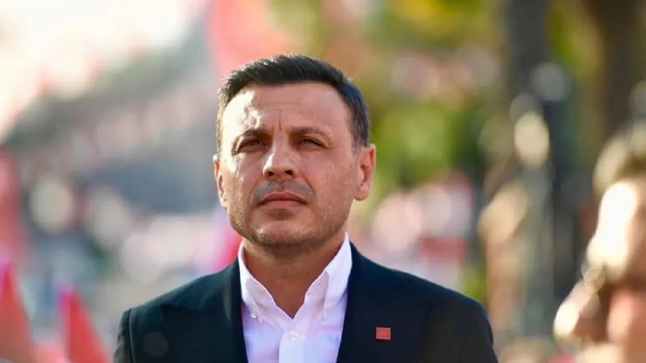 CHP İstanbul Kongresi iptal oldu! Özgür Çelik ve ekibi görevden alındı