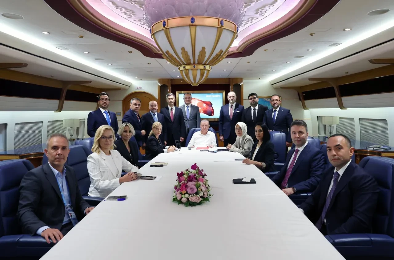 Cumhurbaşkanı Erdoğan'dan Özgür Özel'e 'Sinoplu balıkçılar' cevabı: Ne füzelerden haberi var, ne Sinop'taki balıkçılıktan'