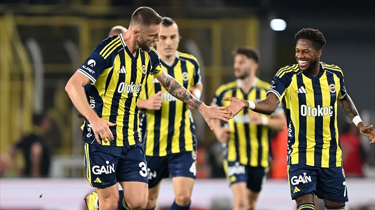 Fenerbahçe’nin UEFA Avrupa Ligi isim listesi (2025-2026)