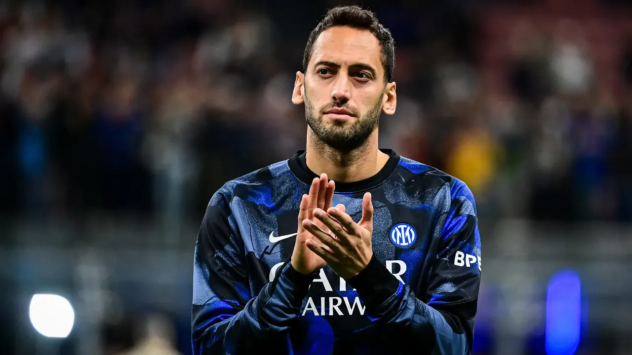 Hakan Çalhanoğlu Galatasaray'a gelecek mi? Transferde son dakika gelişmeleri