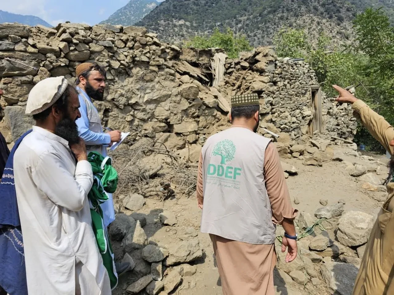 İDDEF, Afganistan’daki depremin yaralarını sarıyor