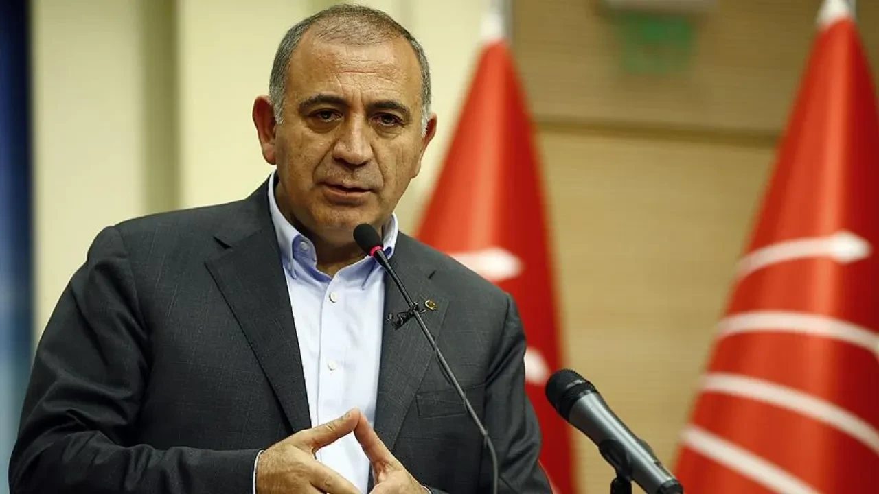 Gürsel Tekin kimdir, aslen nereli? İstanbul İl Başkanlığı'na geçici olarak geçen Gürsel Tekin'in görevleri ve eğitimi