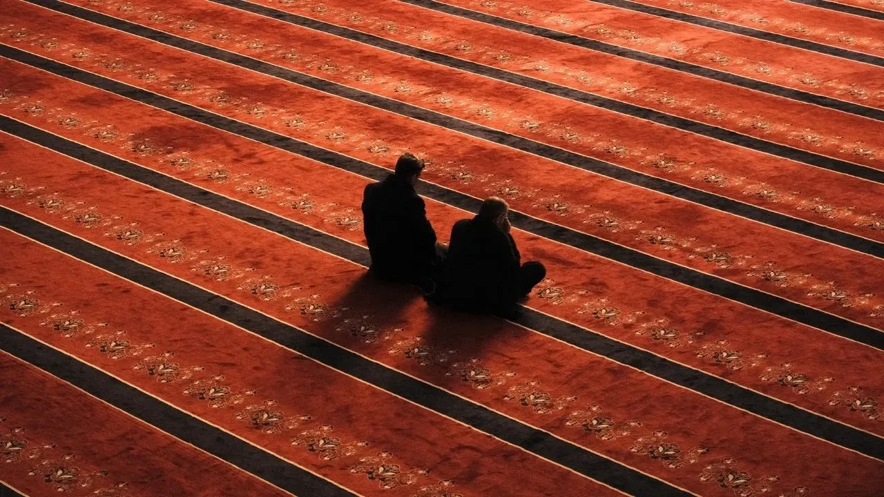 Mevlid Kandili mesajları! Resimli, dualı Mevlid Kandili sözleri anneye, babaya, abiye, kardeşe...