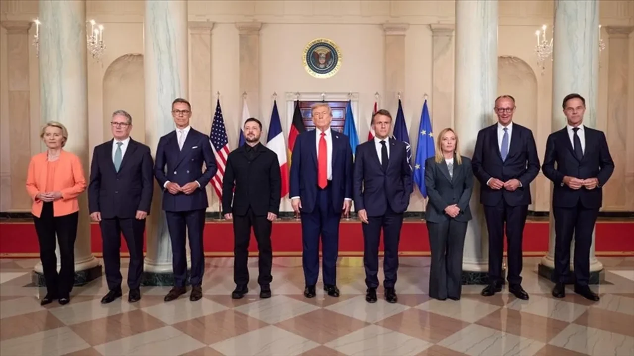 Trump'tan bomba sözler: Birkaç gün içinde Putin ile Zelenski duyurusu olmazsa...