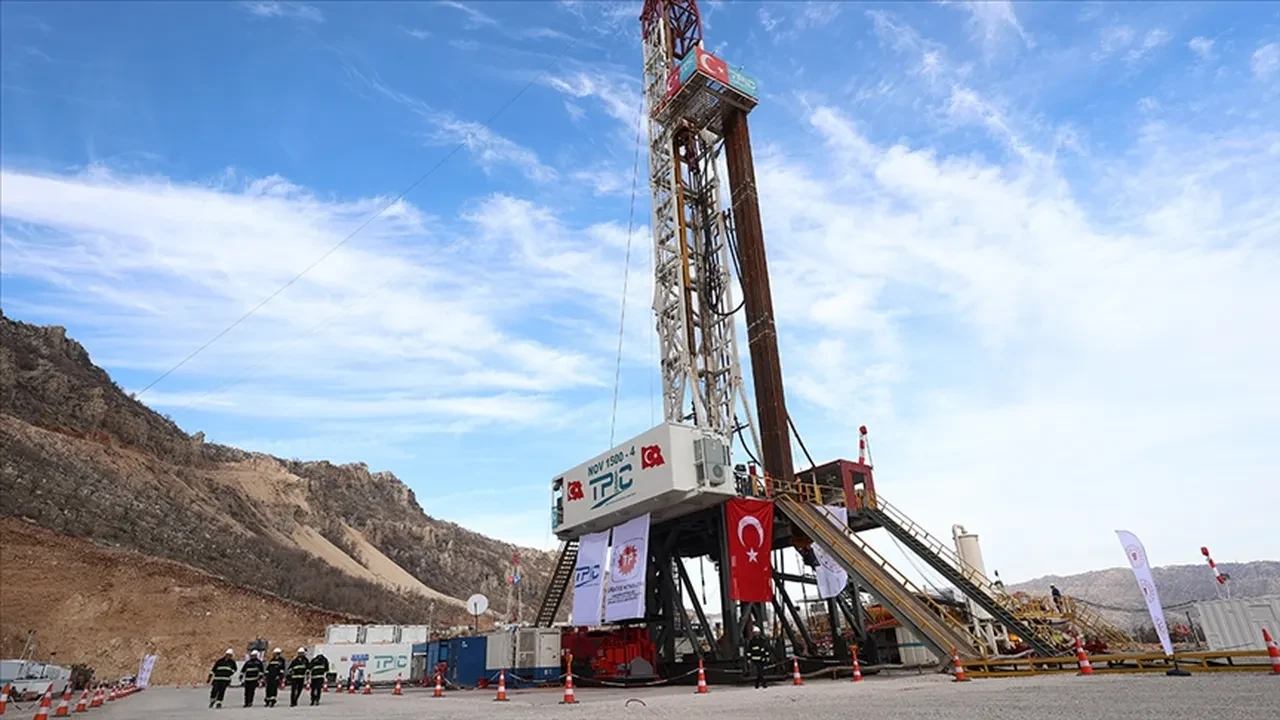 Türkiye’nin enerji hamlesi: Gabar’da yerli sondaj kuleleri görevde