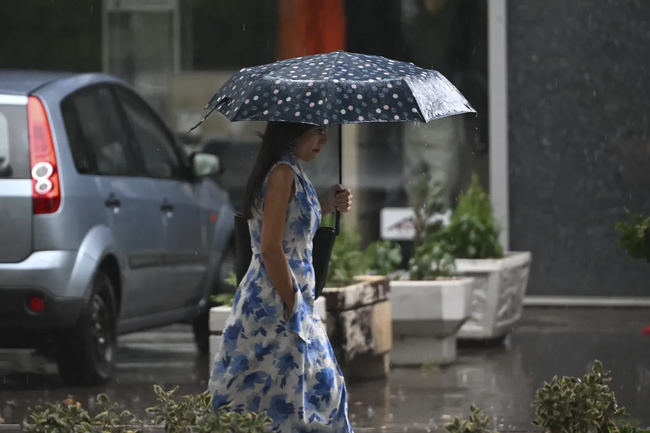 Yaz eylül ayına sarktı! Meteoroloji'den sıcak hava uyarısı: Termometreler 40 dereceyi aşacak