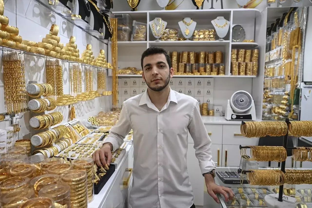 Altın bozdurmaya gelen bile var! Gerçeğinden ayırt etmek mümkün değil