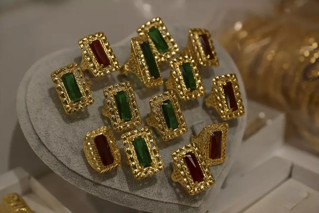 Altın bozdurmaya gelen bile var! Gerçeğinden ayırt etmek mümkün değil