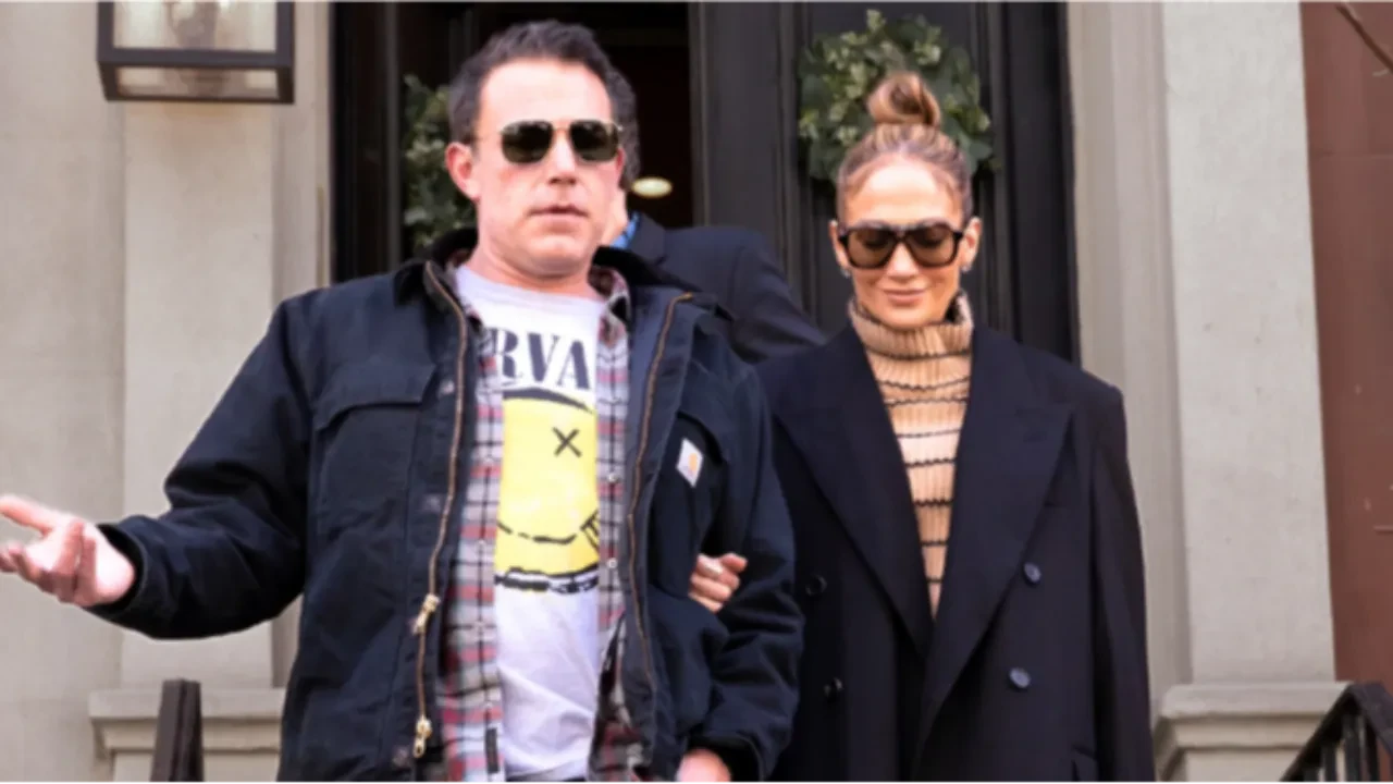 Ben Affleck ve Jennifer Lopez malikanelerini satamayınca indirime gitti! 