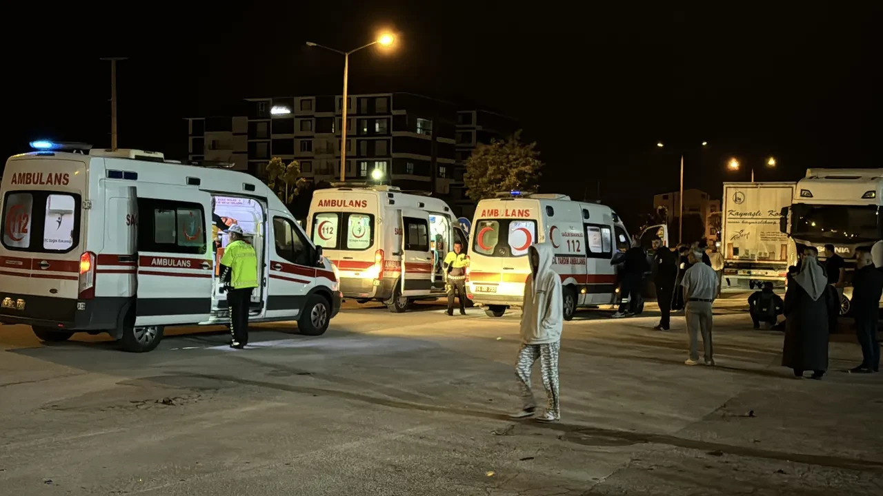 Bolu'da feci kaza! 4 kişi ağır yaralı