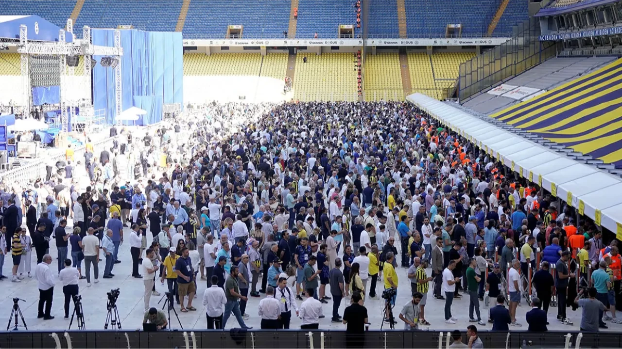 Fenerbahçe başkanlık seçiminde kaç kişi oy kullanacak? 2025 kongre üye sayısı açıklandı