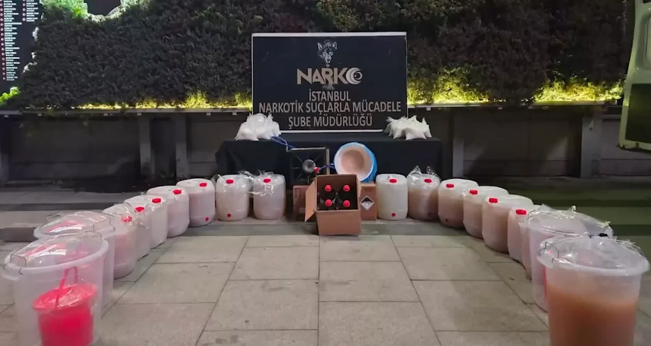 İçişleri Bakanı Ali Yerlikaya duyurdu: Zehir tacirleri enselendi