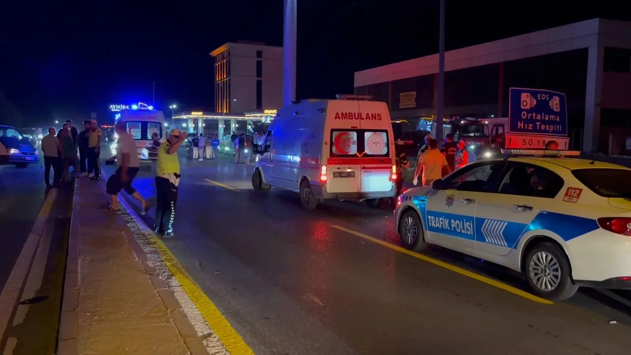Aydın'da zincirleme trafik kazası! Ölü ve yaralılar var