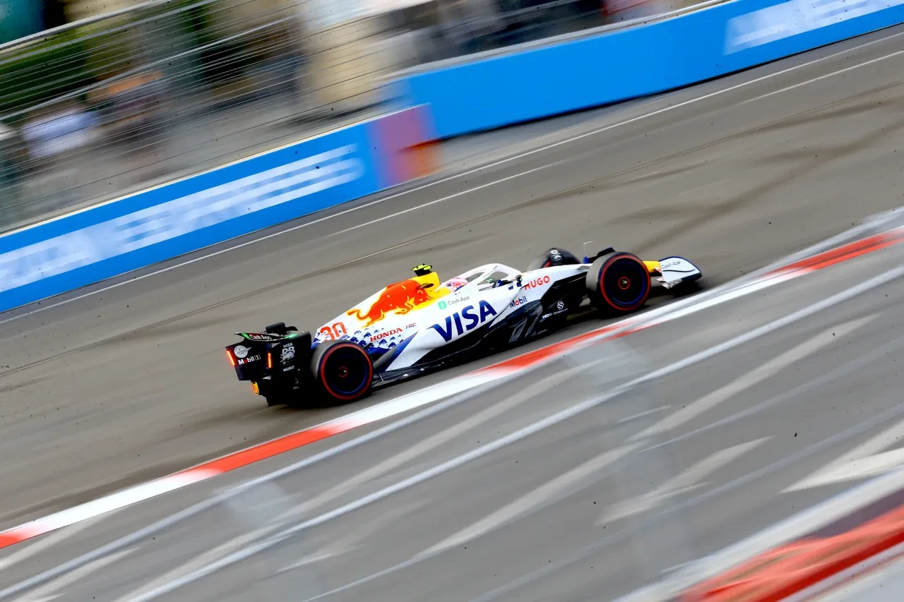 F1 Azerbaycan GP hangi kanalda, saat kaçta? Pole pozisyonunu Max Verstappen kazandı