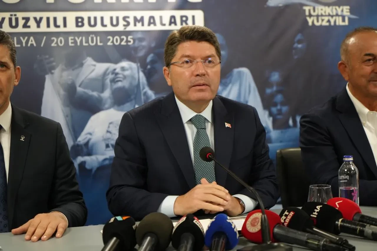 Bakan Tunç'tan Terörsüz Türkiye mesajı: Hedefe adım adım yaklaştık