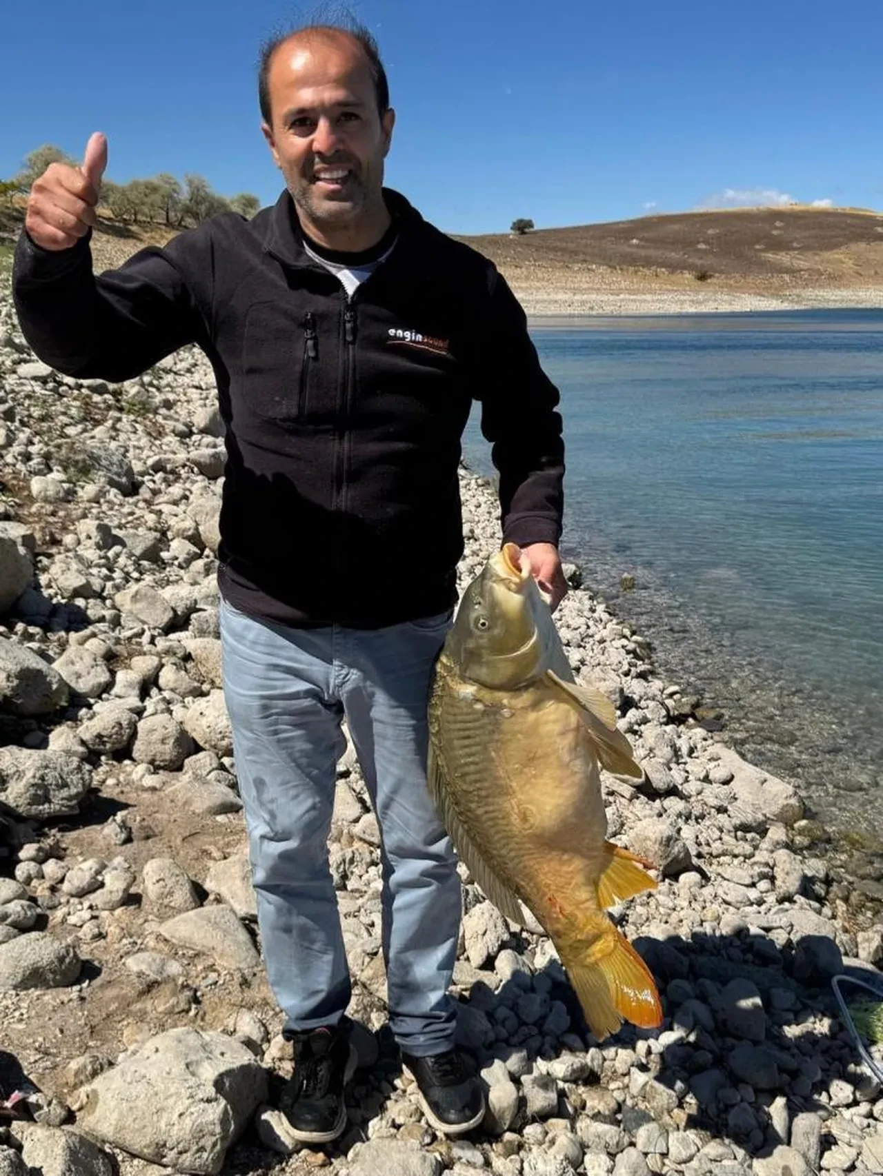 Elazığ’da 21 kiloluk dev balık avlandı: Görenleri hayrete düşürdü!