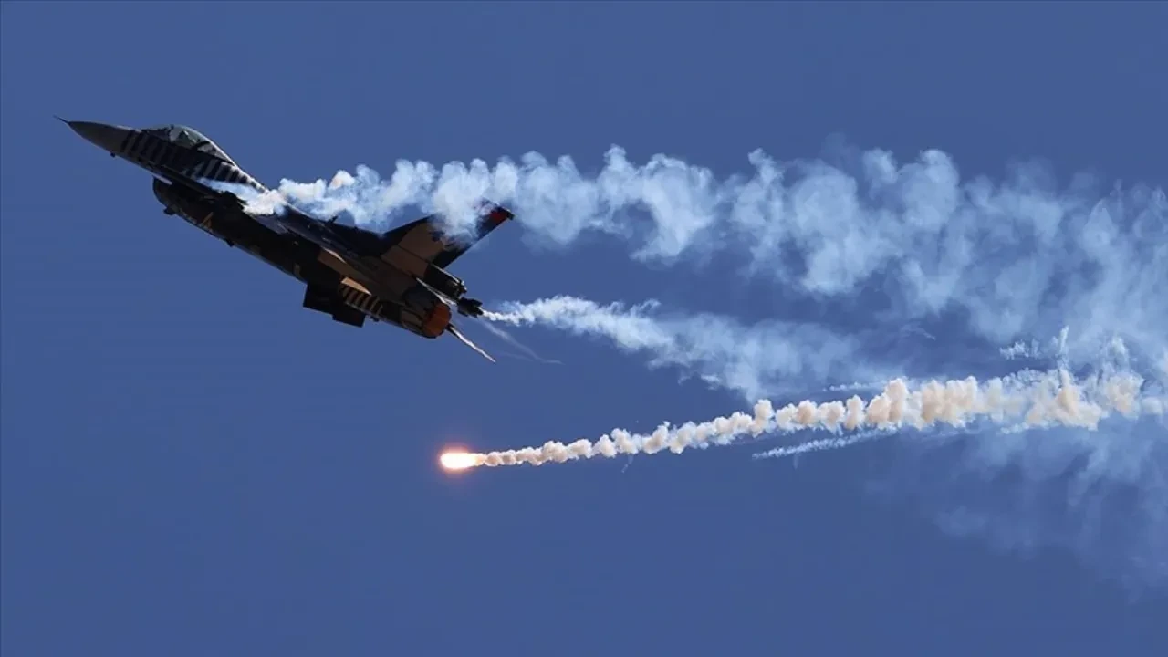 Eskişehir’de savaş uçak sesleri neden geliyor son dakika? F 16 jet uçak sesleri yükseliyor