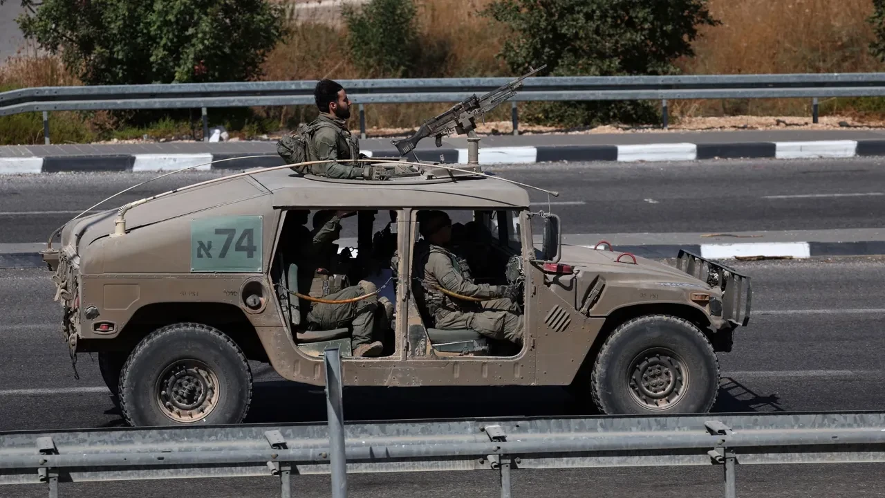Gazze'de İsrail'e ait askeri araç devrildi! Çok sayıda asker yaralandı