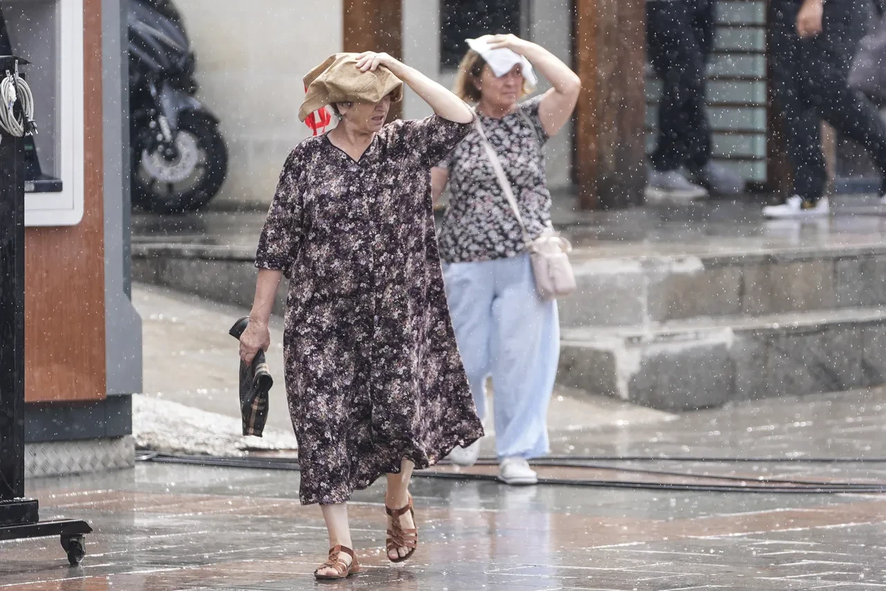 Tehlike geçmedi, AFAD uyardı! Meteoroloji 4 ile turuncu kod verdi