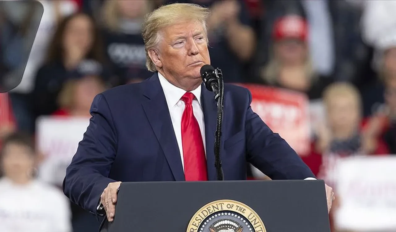 Trump'ın hava üssü tehdidine Afganistan'dan jet cevap: "Bir karış toprak dahi pazarlık konusu olamaz"