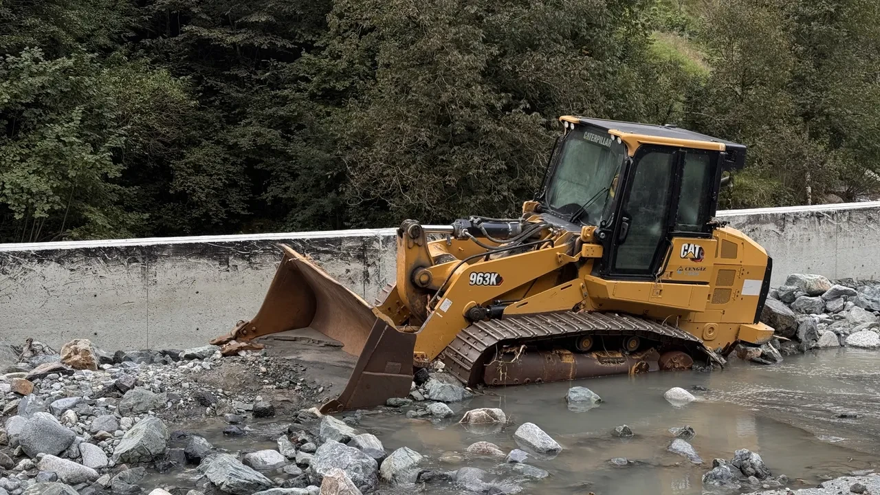 Ayder Yaylası yolu 3 gün sonra ulaşıma açıldı