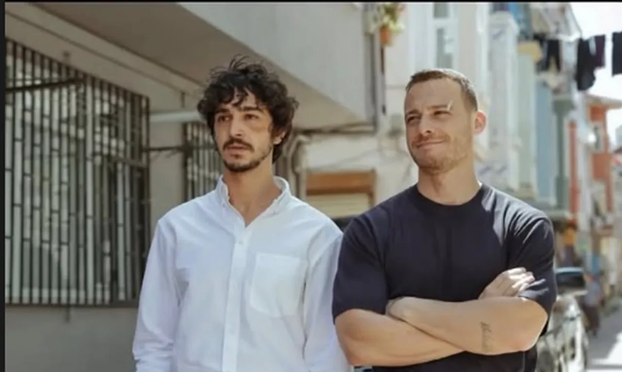 Çarpıntı dizisinde Gürberk Polat, Kerem Bürsin'in yumruğuyla yaralandı! Bakın o anları nasıl anlattı 