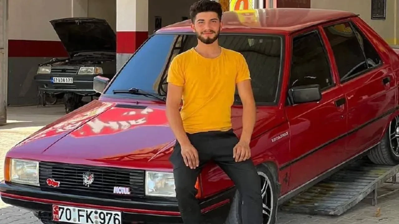 Şanlıurfa'da feci kaza! Otomobilde sıkışan genç yanarak hayatını kaybetti
