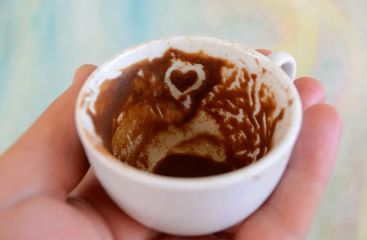 Sosyal medyanın yeni furyası falcı hesapları oldu! Eski sevgiliyi sormanın bedeli 2 bin liradan başlıyor