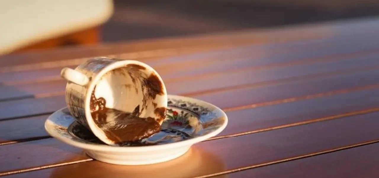 Sosyal medyanın yeni furyası falcı hesapları oldu! Eski sevgiliyi sormanın bedeli 2 bin liradan başlıyor